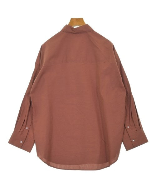Mila Owen เสื้อลำลอง