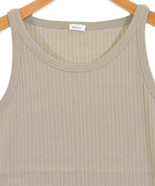 Mila Owen เสื้อกล้าม