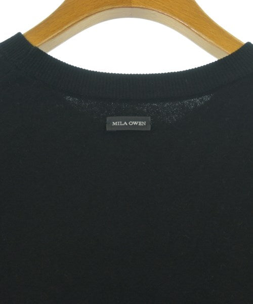 Mila Owen เสื้อกันหนาว