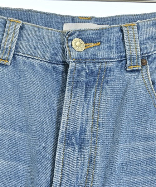 Mila Owen ยีนส์