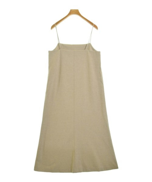 Mila Owen ชุดเดรส