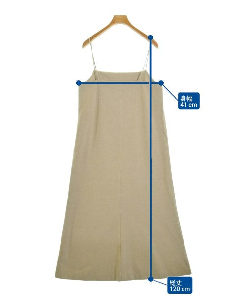 Mila Owen ชุดเดรส