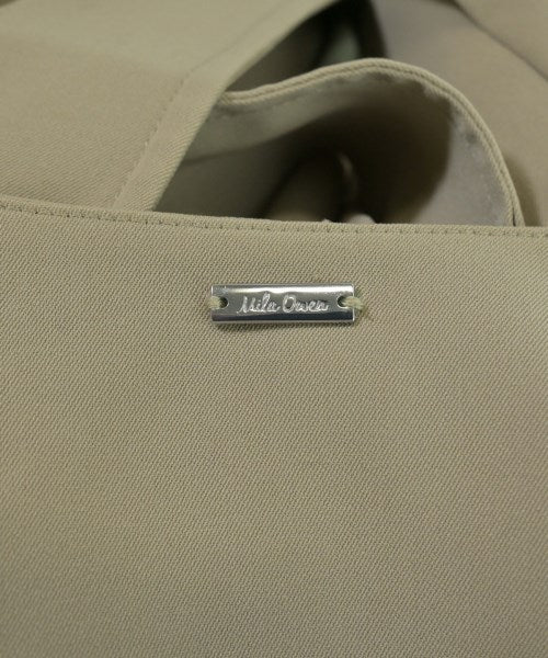 Mila Owen แจ็คเก็ต