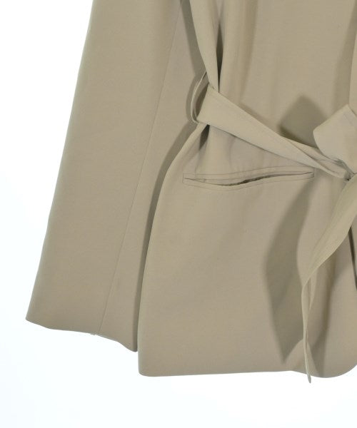 Mila Owen แจ็คเก็ต