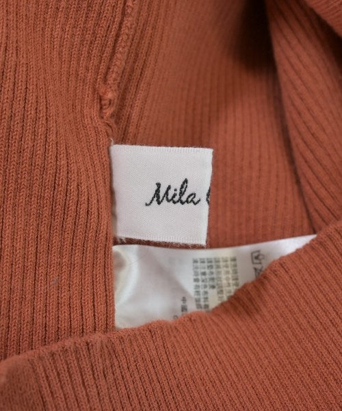 Mila Owen เสื้อแขนกุด