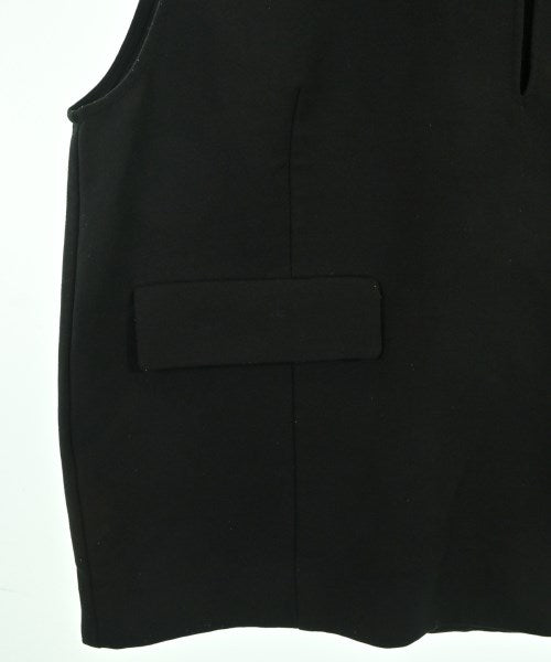 Mila Owen เสื้อกั๊ก