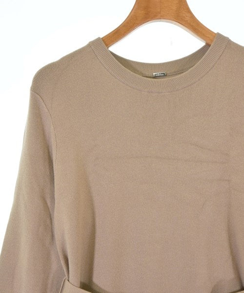 Mila Owen ชุดเดรส