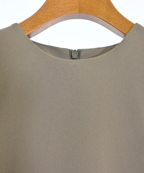 Mila Owen เสื้อสตรี