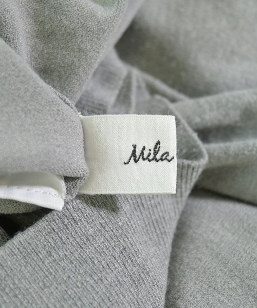 Mila Owen เสื้อกันหนาว