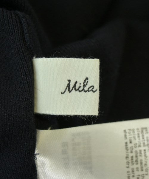 Mila Owen เสื้อกันหนาว
