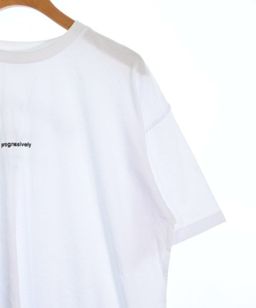 Mila Owen เสื้อยืด/เสื้อท็อปส์