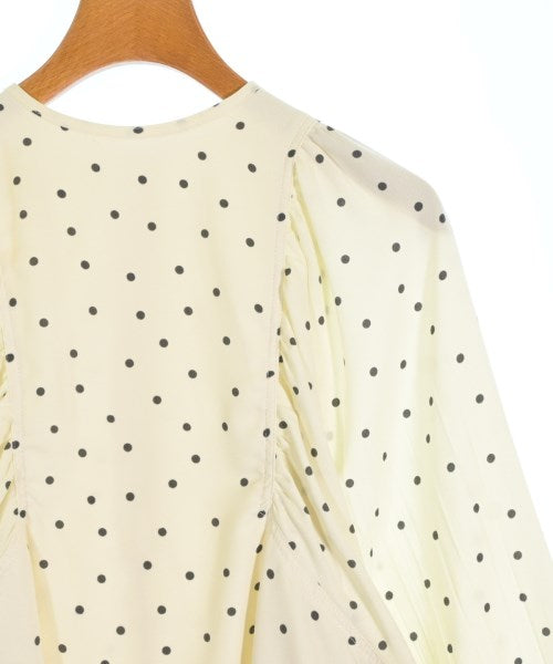 Mila Owen เสื้อสตรี