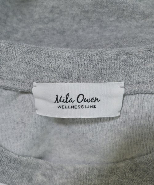 Mila Owen เสื้อยืด/เสื้อท็อปส์