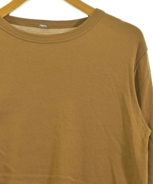Mila Owen เสื้อยืด/เสื้อท็อปส์