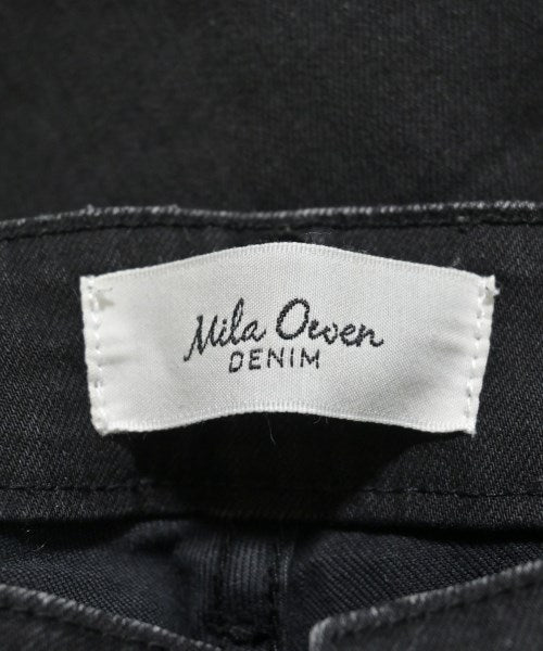 Mila Owen ยีนส์