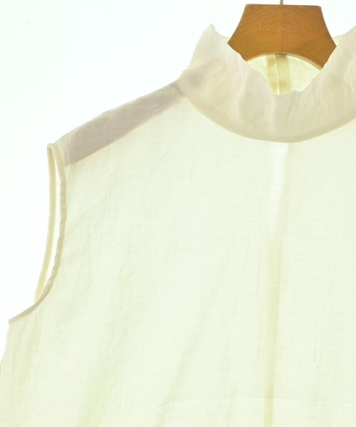 Mila Owen เสื้อลำลอง