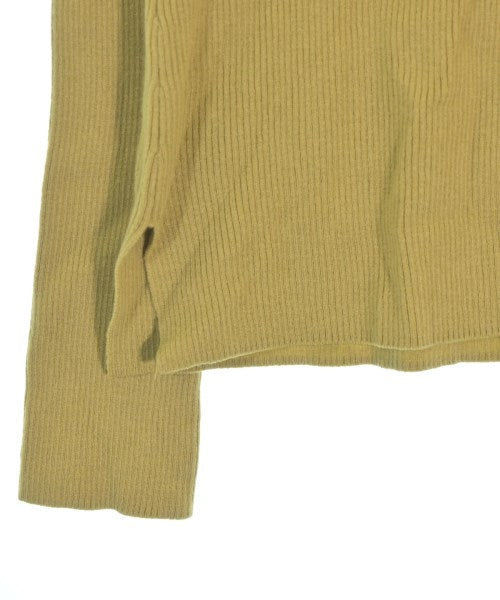 Mila Owen เสื้อกันหนาว