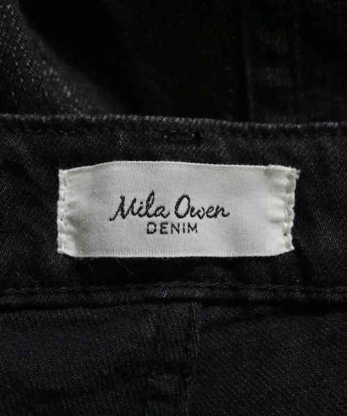 Mila Owen ยีนส์