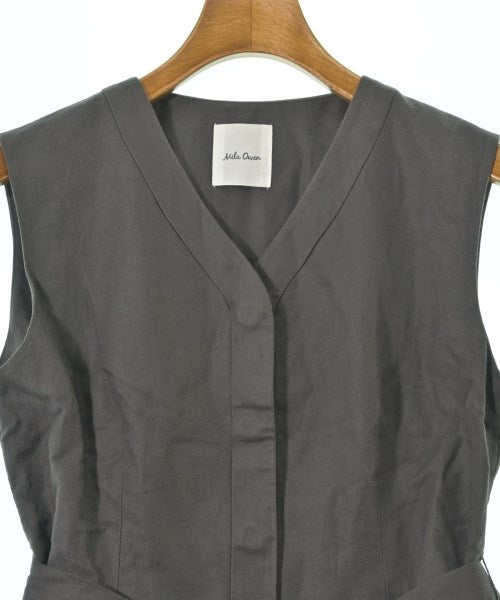 Mila Owen เสื้อสตรี