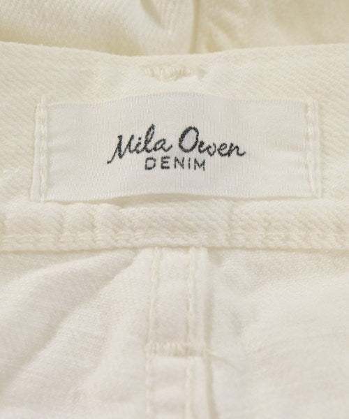 Mila Owen ยีนส์