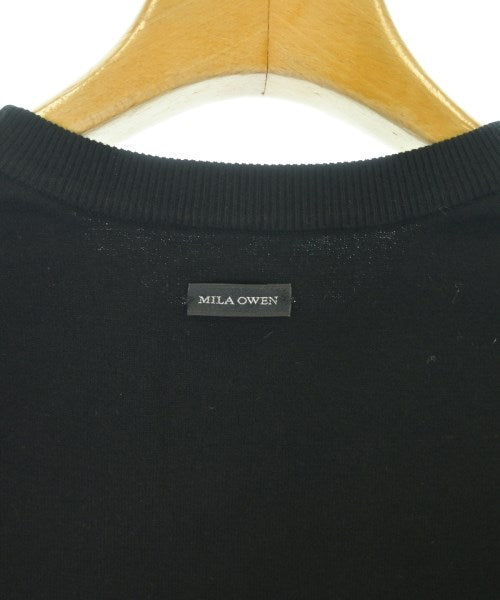 Mila Owen เสื้อกันหนาว