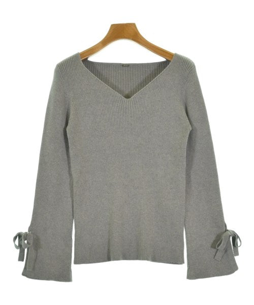 Mila Owen เสื้อกันหนาว