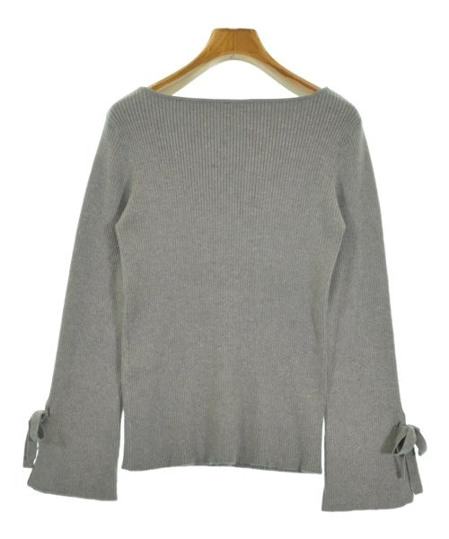 Mila Owen เสื้อกันหนาว