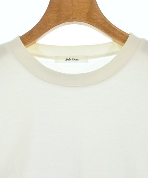 Mila Owen เสื้อยืด/เสื้อท็อปส์