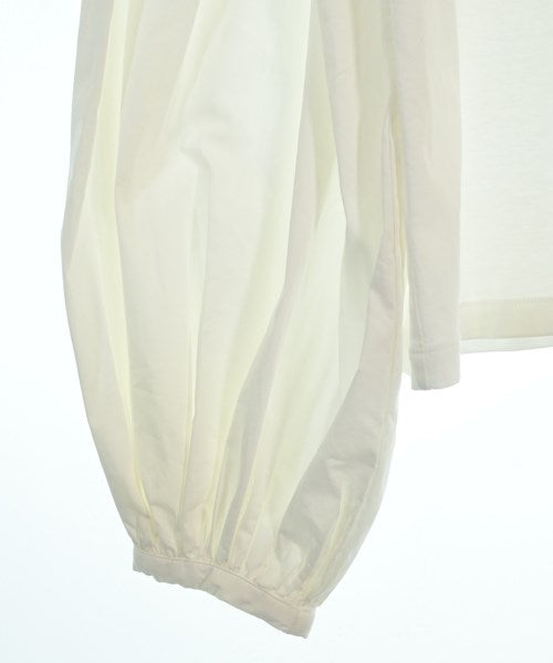 Mila Owen เสื้อยืด/เสื้อท็อปส์