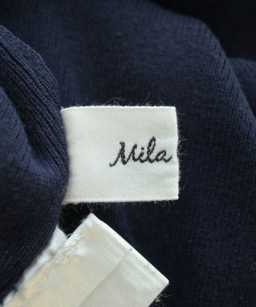 Mila Owen เสื้อกันหนาว