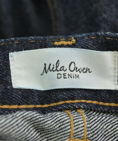 Mila Owen ยีนส์