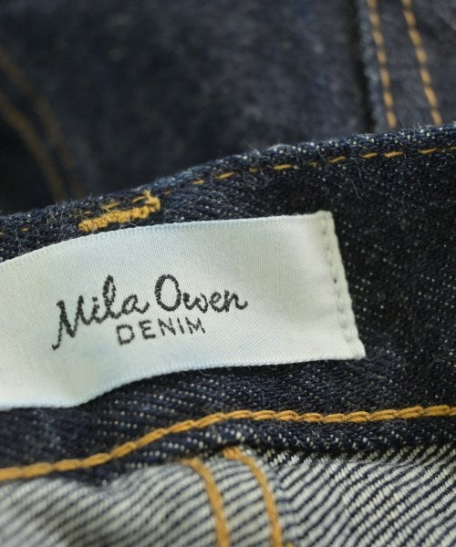 Mila Owen ยีนส์