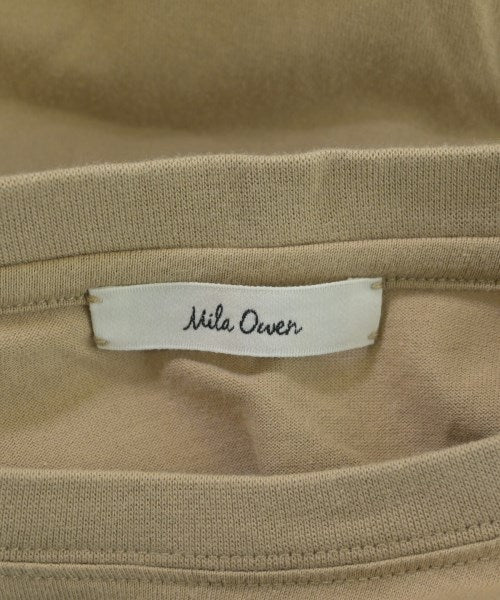 Mila Owen เสื้อยืด/เสื้อท็อปส์