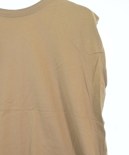 Mila Owen เสื้อยืด/เสื้อท็อปส์