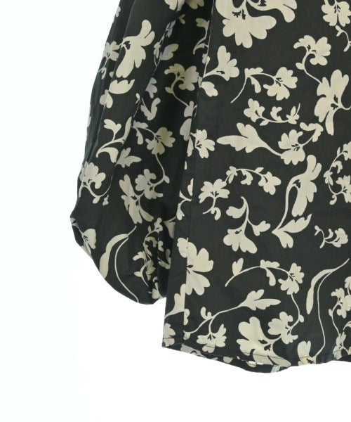 Mila Owen เสื้อสตรี