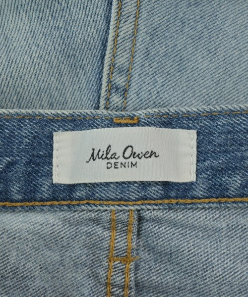 Mila Owen ยีนส์