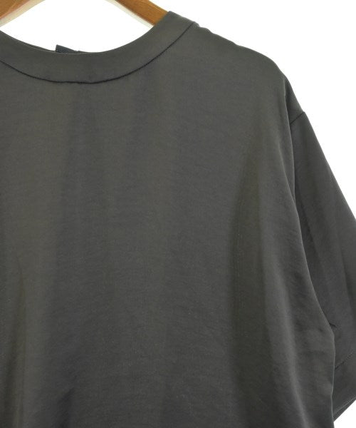 Mila Owen เสื้อสตรี