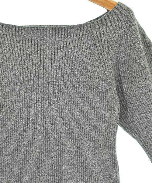 Mila Owen เสื้อกันหนาว