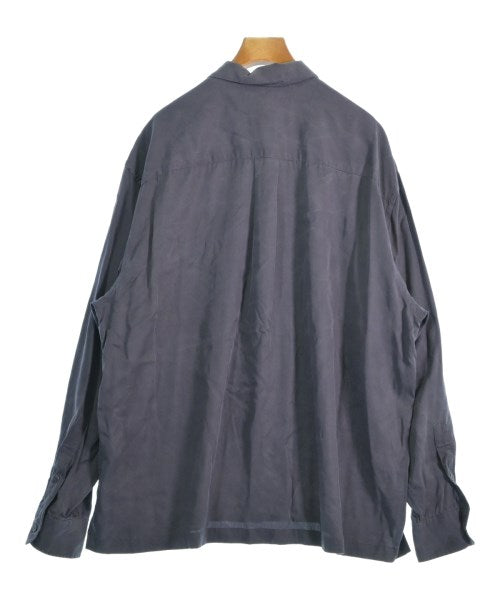 UNIVERSAL PRODUCTS เสื้อลำลอง