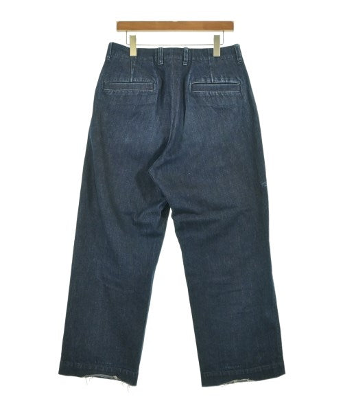 UNIVERSAL PRODUCTS ยีนส์