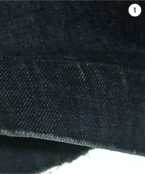 UNIVERSAL PRODUCTS ยีนส์