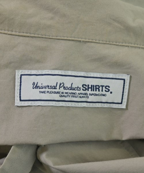 UNIVERSAL PRODUCTS เสื้อลำลอง