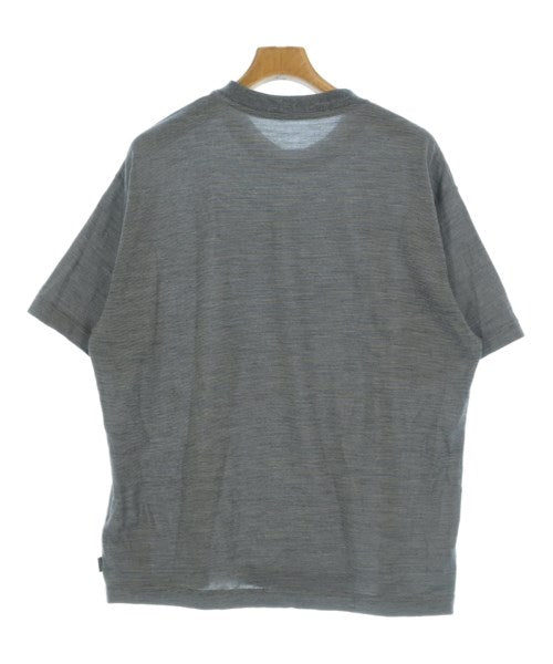 UNIVERSAL PRODUCTS เสื้อยืด/เสื้อท็อปส์