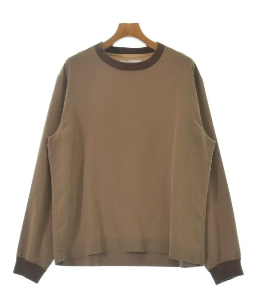 UNIVERSAL PRODUCTS เสื้อลำลอง
