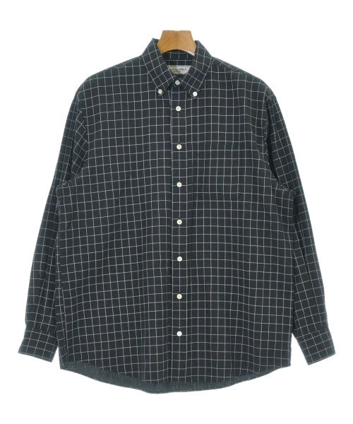 UNIVERSAL PRODUCTS เสื้อลำลอง