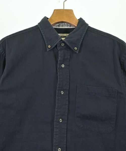 UNIVERSAL PRODUCTS เสื้อลำลอง