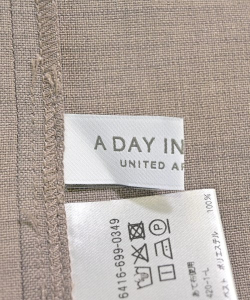 a day in the life UNITED ARROWS เสื้อกั๊ก