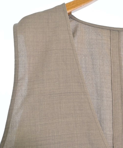 a day in the life UNITED ARROWS เสื้อกั๊ก