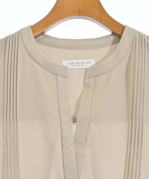 a day in the life UNITED ARROWS เสื้อสตรี