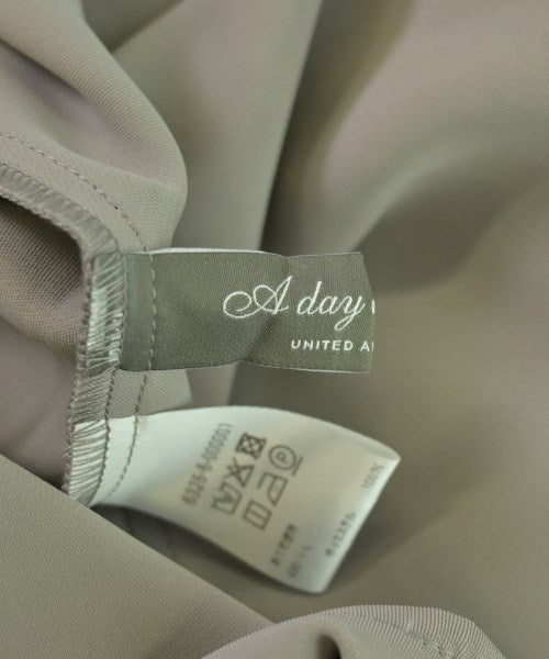 a day in the life UNITED ARROWS ชุดเดรส